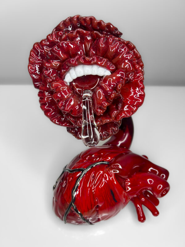 love or lust? Hot glass sculpture by Minhi England